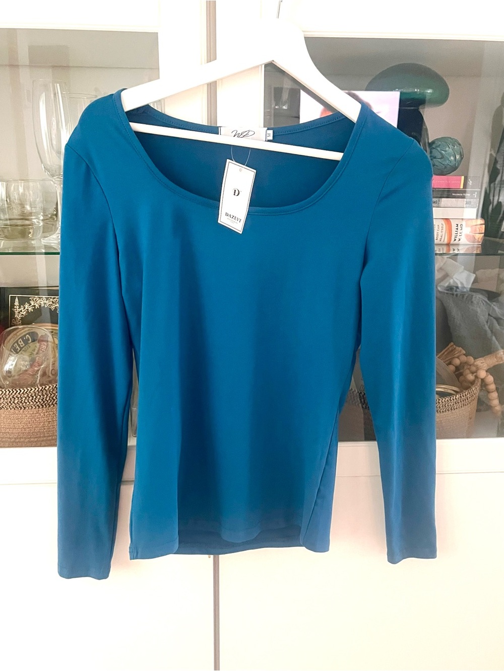 Long Sleeve Scoop Neck Top in Teal